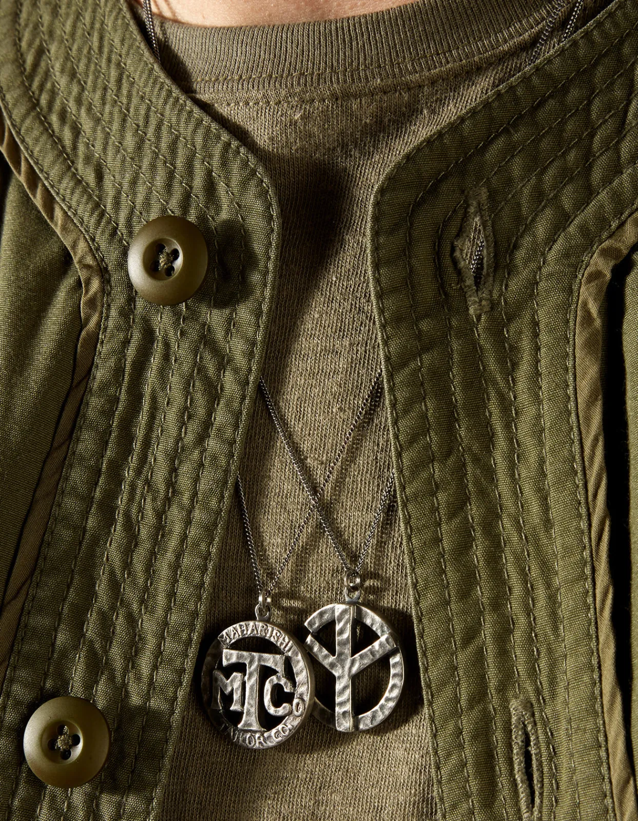 Men Maharishi 9365 Cud War & Peace Pendant·Hallmarked