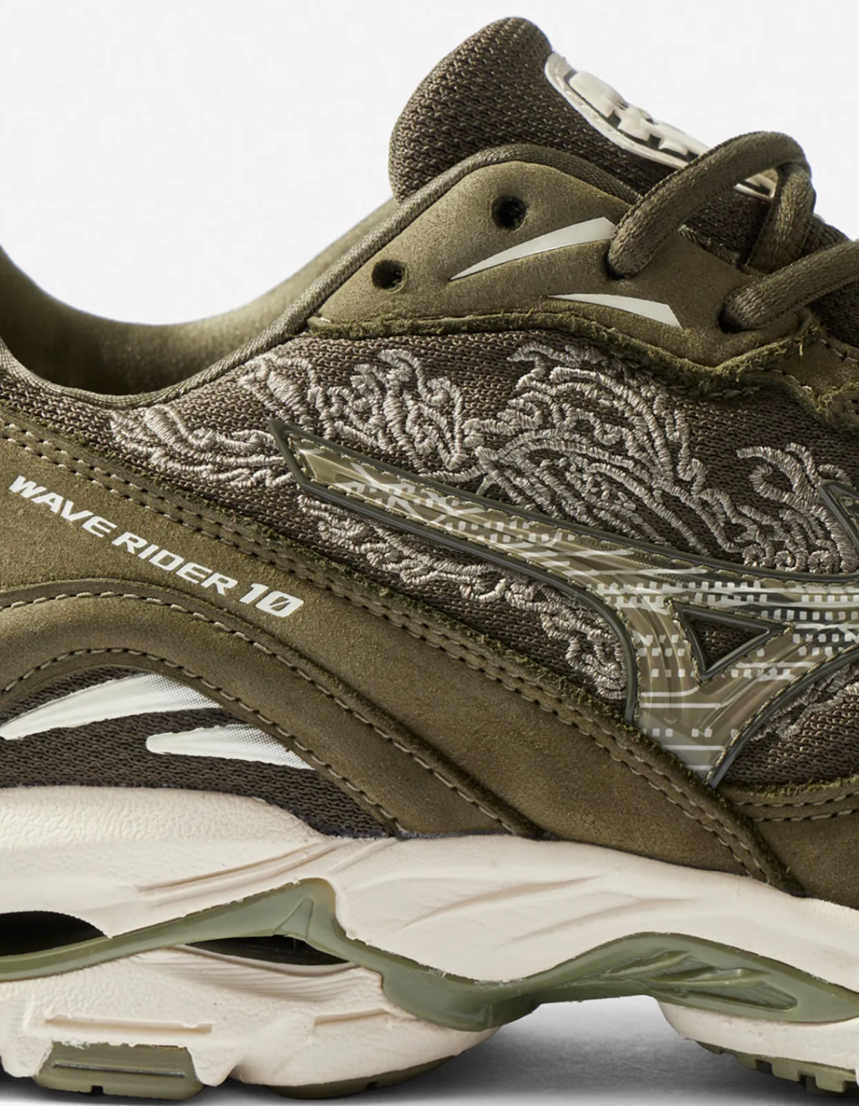 Men Maharishi XMizuno Fire Phoenix Wave Rider 10